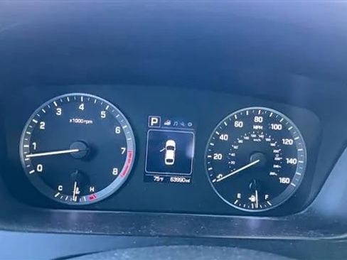 Used 2016 Hyundai Sonata Limited image 9