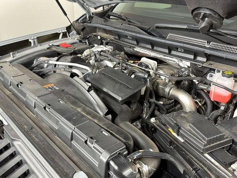 Used 2024 GMC Sierra 2500 AT4 w/ Technology Package AWD/4WD image 14