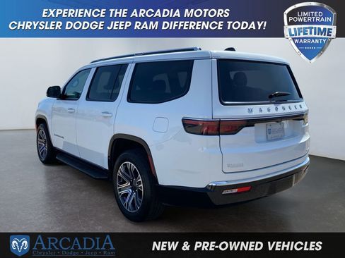 Used 2024 Jeep Wagoneer Series II AWD/4WD image 3