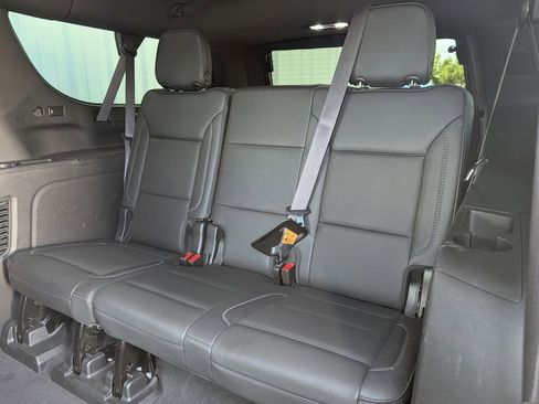 Used 2021 GMC Yukon XL Denali AWD/4WD image 31