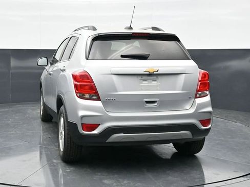 Used 2020 Chevrolet Trax LT w/ LT Convenience Package FWD image 6