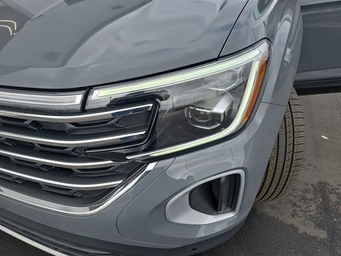 New 2026 Volkswagen Atlas SE image 24