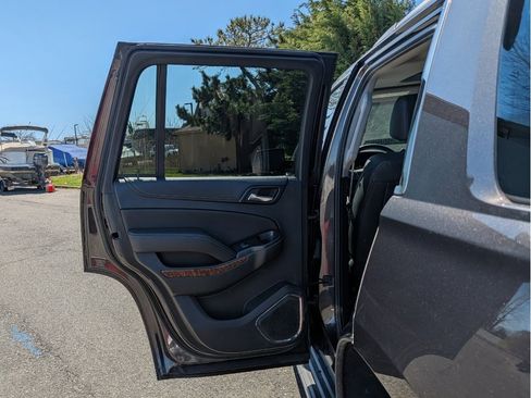Used 2017 Chevrolet Tahoe Premier AWD/4WD image 12