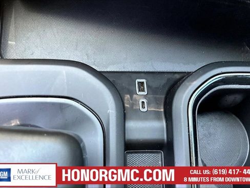 Used 2023 GMC Sierra 1500 AT4X w/ AT4X AEV Edition AWD/4WD image 17