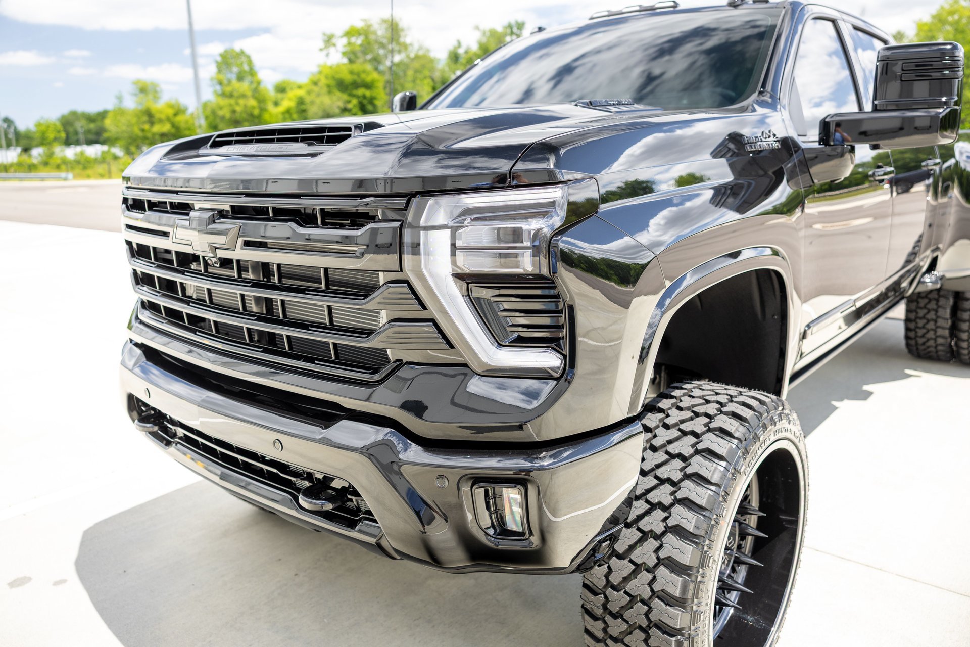 Used 2026 Chevrolet Silverado 3500 High Country w/ High Country Premium Package AWD/4WD image 35