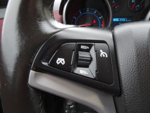 Used 2014 Chevrolet Cruze LT image 19