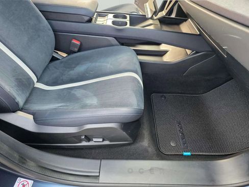 Used 2023 Fisker Ocean One image 18