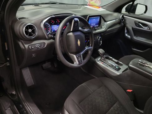 Used 2021 Chevrolet Blazer LT FWD image 13