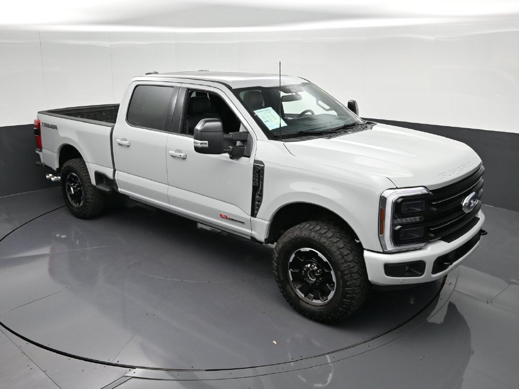 Used 2025 Ford F250 Platinum w/ Tremor Off-Road Package AWD/4WD image 20