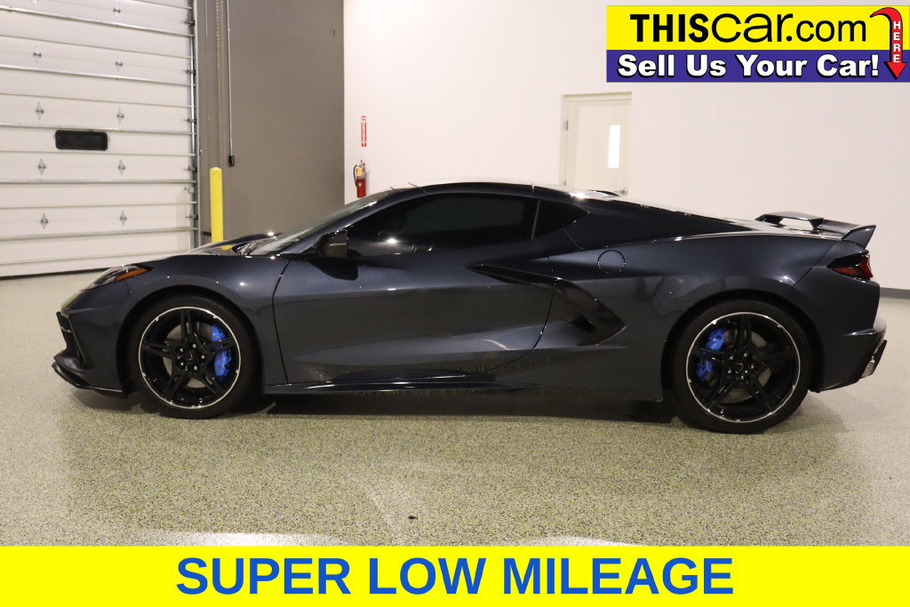 Used 2021 Chevrolet Corvette Stingray Premium Cpe w/ Z51 Performance Package RWD image 6