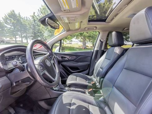 Used 2018 Buick Encore Essence AWD/4WD image 12