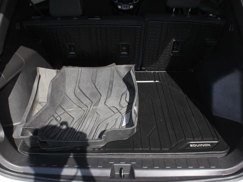 Used 2024 Chevrolet Equinox LT AWD/4WD image 8