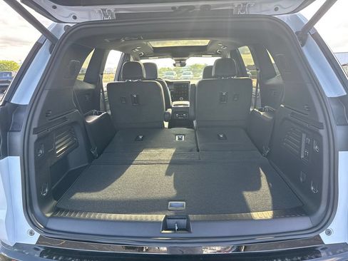 New 2026 GMC Acadia Denali w/ Super Cruise Package AWD/4WD image 33