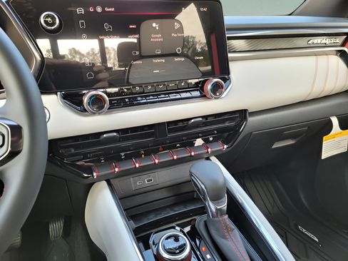 New 2026 GMC Canyon AT4X image 21