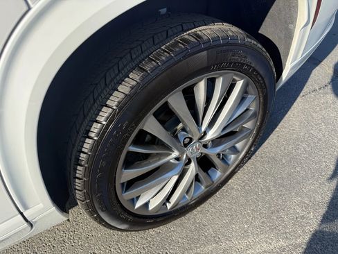 Used 2025 Buick Enclave Avenir w/ Trailering Package, 5000 lbs. image 36