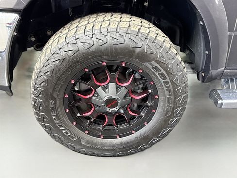 Used 2018 RAM 2500 Laramie w/ Convenience Group AWD/4WD image 37