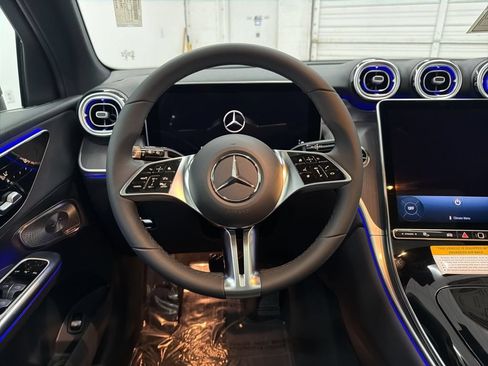 Used 2026 Mercedes-Benz GLC 300 image 20