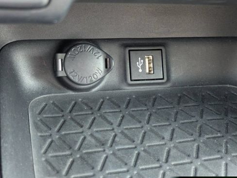 Used 2024 Toyota RAV4 XLE Premium FWD image 30