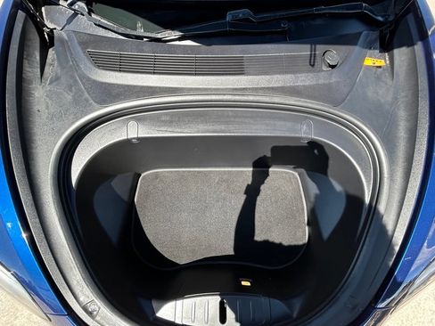 Used 2019 Tesla Model 3 Mid Range RWD image 28