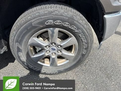 Used 2020 Ford F150 XLT w/ Equipment Group 302A Luxury AWD/4WD image 11