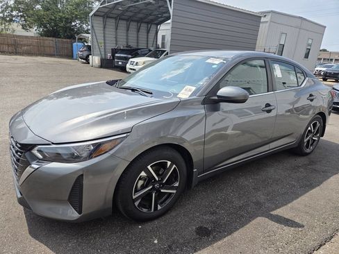Used 2024 Nissan Sentra SV FWD image 1