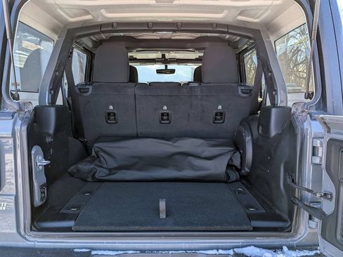 Used 2021 Jeep Wrangler Unlimited Sahara w/ Uconnect 4C Nav & Sound Group AWD/4WD image 23