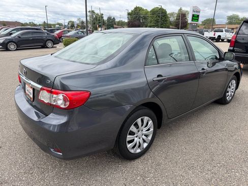 Used 2013 Toyota Corolla LE FWD image 5