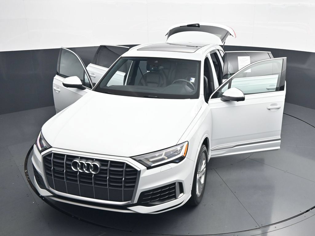 Used 2021 Audi Q7 3.0T Premium Plus w/ Premium Plus Package AWD/4WD image 53
