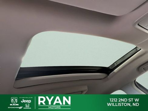 Used 2021 Honda Pilot Touring image 28