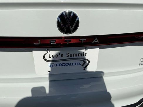 Used 2025 Volkswagen Jetta S FWD image 5