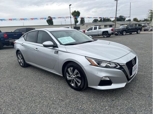 Used 2020 Nissan Altima 2.5 S FWD image 3