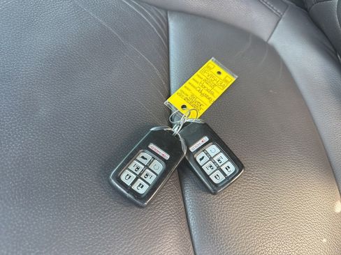 Used 2018 Honda Odyssey EX-L image 9