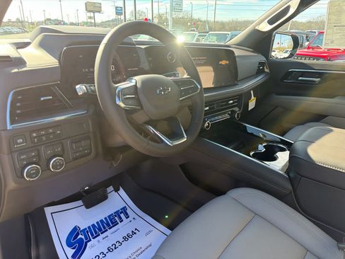 New 2026 Chevrolet Tahoe Z71 w/ Z71 Off-Road Package AWD/4WD image 16