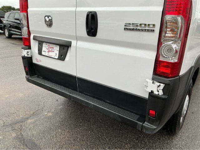 Used 2026 RAM ProMaster 2500 w/ Convenience Group FWD image 16