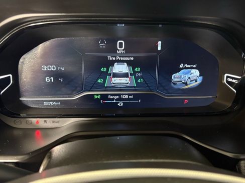 Used 2024 GMC Yukon Denali image 23