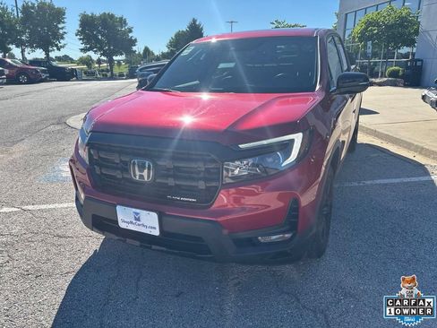 Used 2025 Honda Ridgeline Black Edition image 10