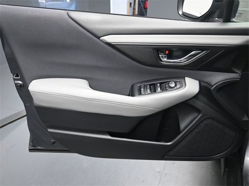 Used 2022 Subaru Outback Premium image 21