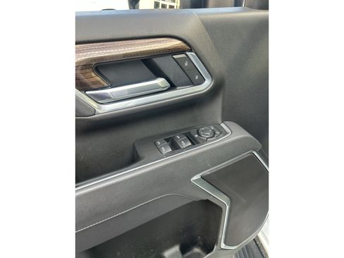 Used 2025 Chevrolet Silverado 2500 LT AWD/4WD image 14