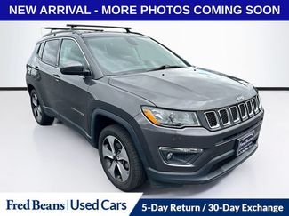 Used 2019 Jeep Compass Latitude w/ Popular Equipment Group AWD/4WD video 1