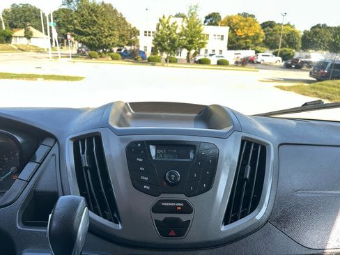 Used 2016 Ford Transit 250 130 Low Roof w/ Exterior Upgrade Package RWD image 11
