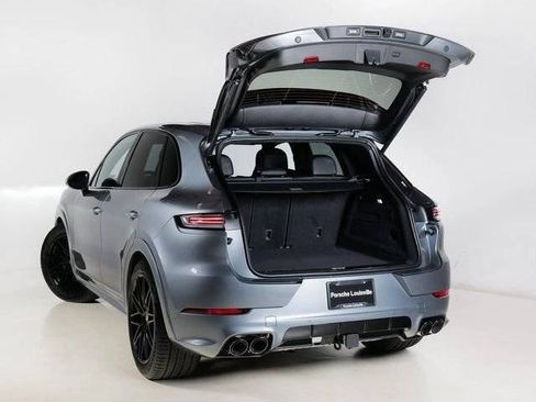 New 2026 Porsche Cayenne GTS AWD/4WD image 34