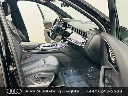 Certified 2026 Audi Q7 3.0T Premium w/ Convenience Plus Package AWD/4WD image 9
