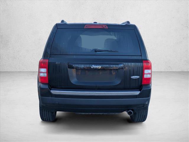Used 2017 Jeep Patriot High Altitude FWD image 6