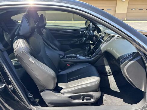 Used 2019 INFINITI Q60 Red Sport 400 w/ Cargo Package RWD image 20