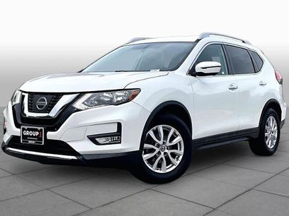 Certified 2017 Nissan Rogue SV w/ SV Premium Package