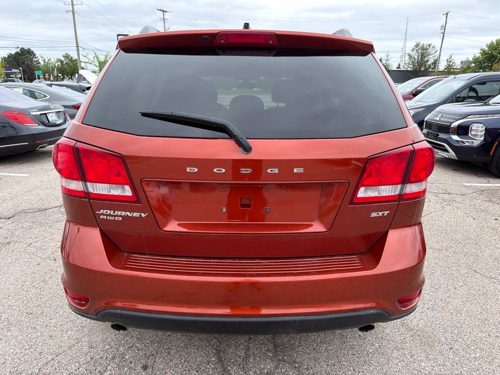 Used 2014 Dodge Journey SXT AWD/4WD image 6
