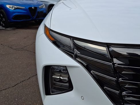 Used 2022 Hyundai Tucson Limited w/ Cargo Package image 9