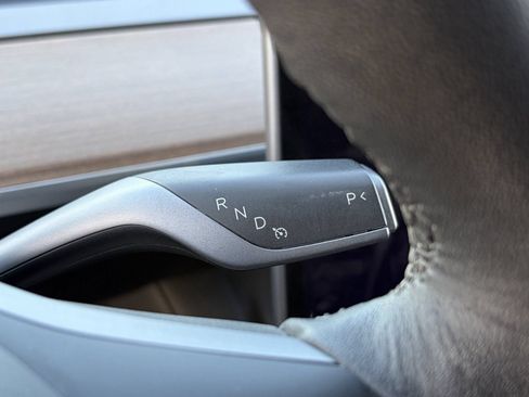 Used 2023 Tesla Model 3 Standard Range RWD image 30