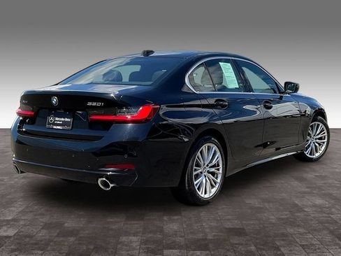 Used 2024 BMW 330i xDrive Sedan w/ Convenience Package AWD/4WD image 5