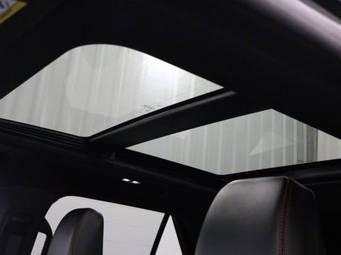 Used 2023 Ford Explorer ST-Line image 22